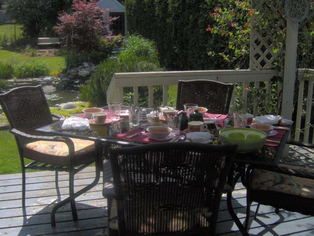 Carrousel Bed & Breakfast Cayuga Exteriör bild